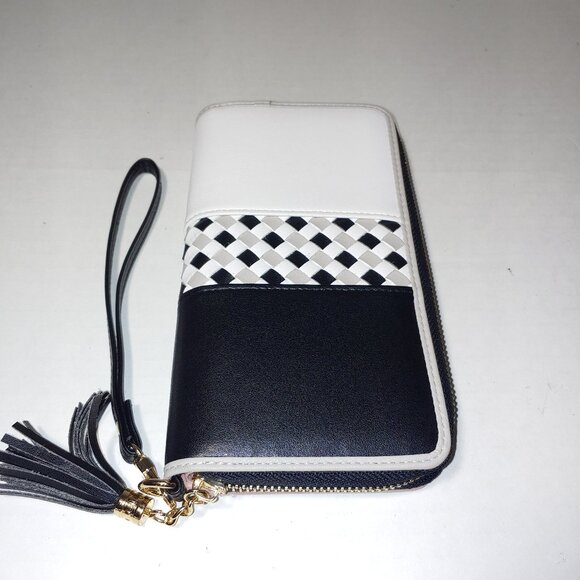 Jocose Moose RFID Wristlet Wallet Black and White OS - Picture 1 of 9